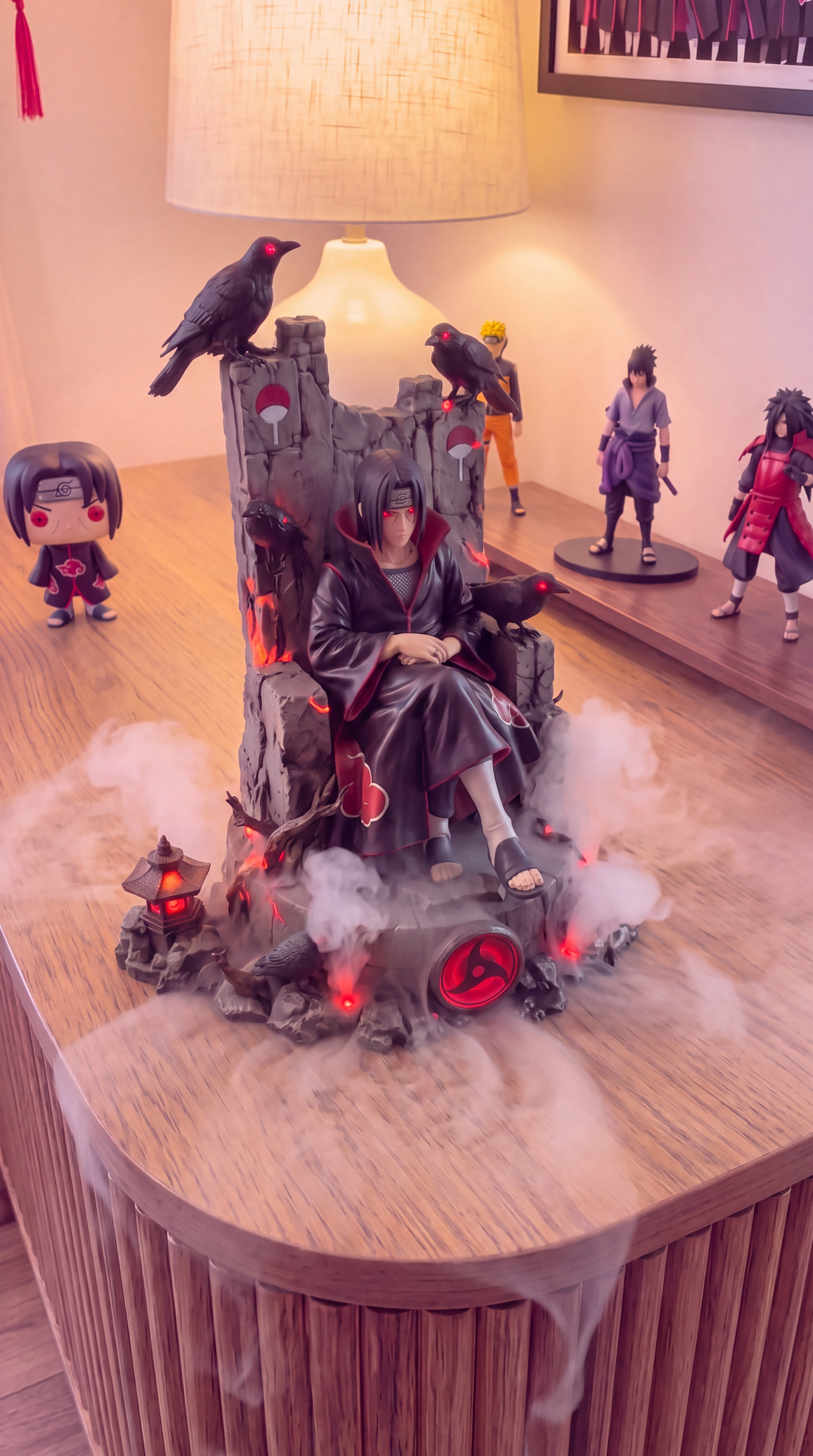UchiMist Itachi Throne Humidifier — elevated fog